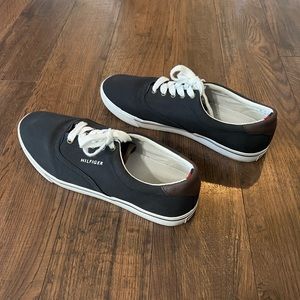 Tommy Hilfiger Shoes Sneakers Men Size 11 (Used)